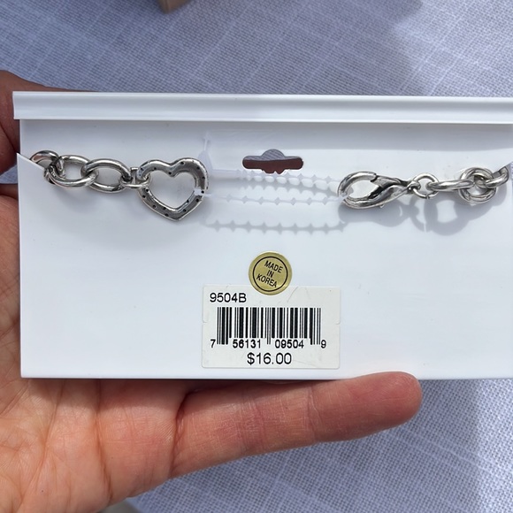 New Charming charm bracelet. - Picture 2 of 4